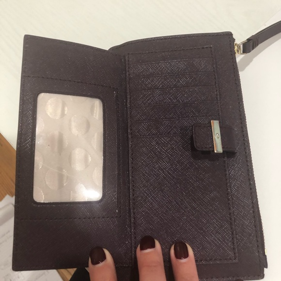 Kate spade wristlet - Picture 3 of 4